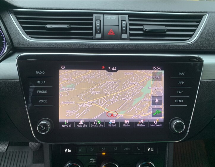Škoda Superb 12