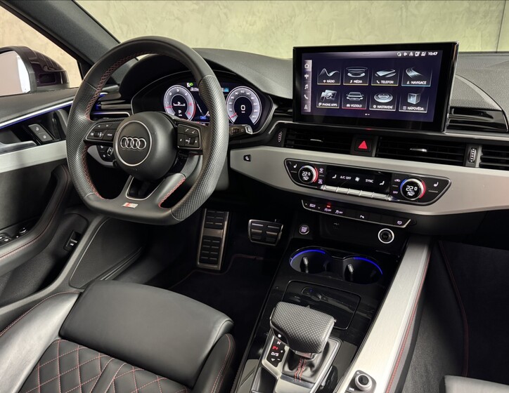 Audi A4 19