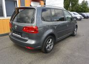 Volkswagen Touran 5