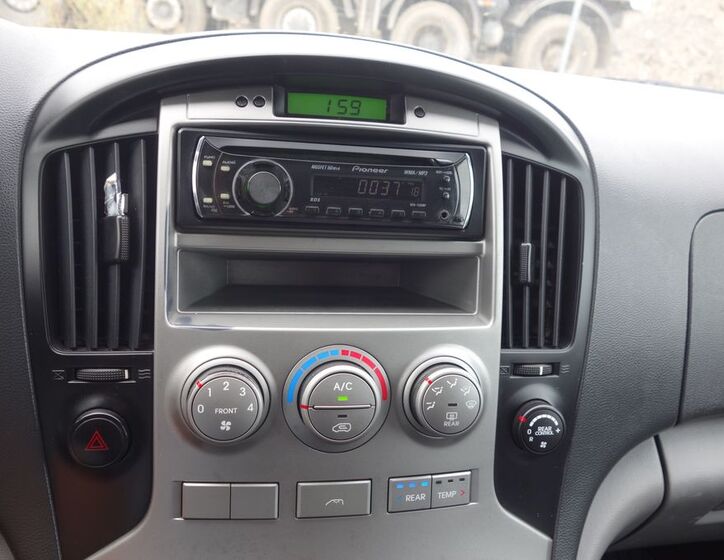 Hyundai H 1 20