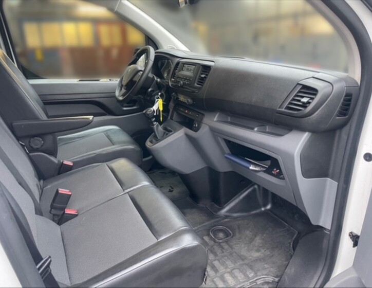 Peugeot Expert 9