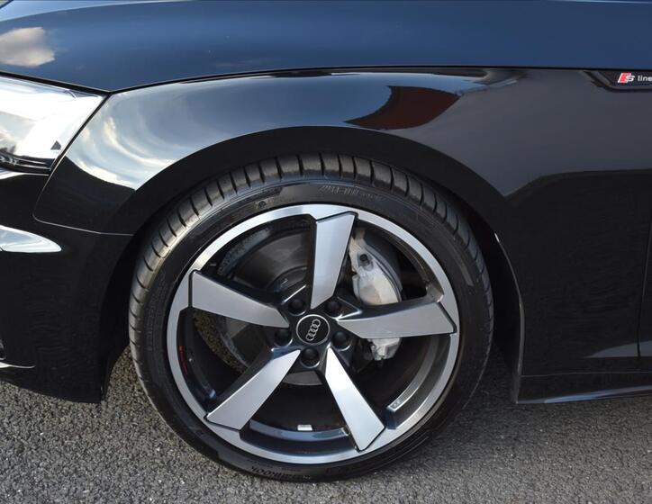 Audi A5 5