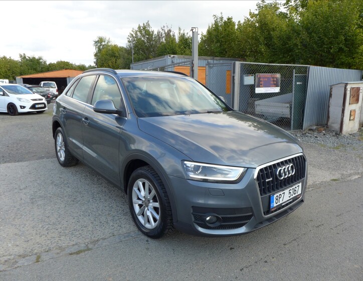 Audi Q3 4