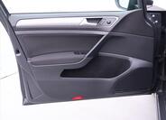 Volkswagen Golf 11