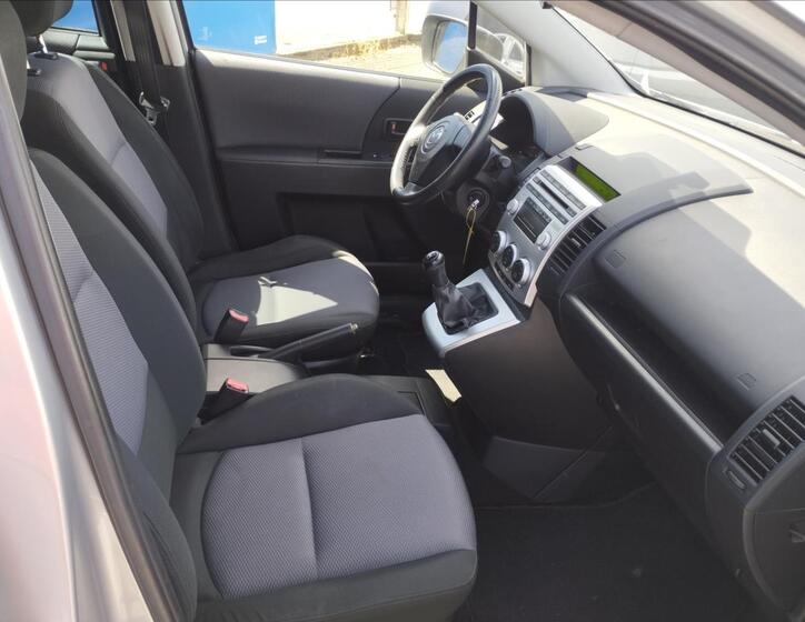 Mazda 5 8