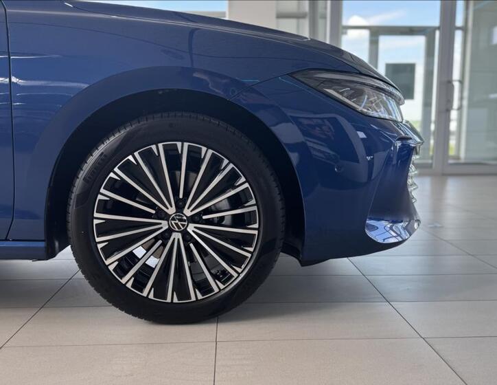 Volkswagen Passat 2