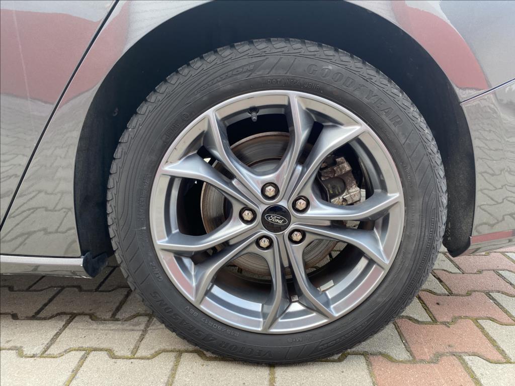 Ford Focus 41