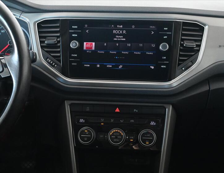 Volkswagen T-Roc 12