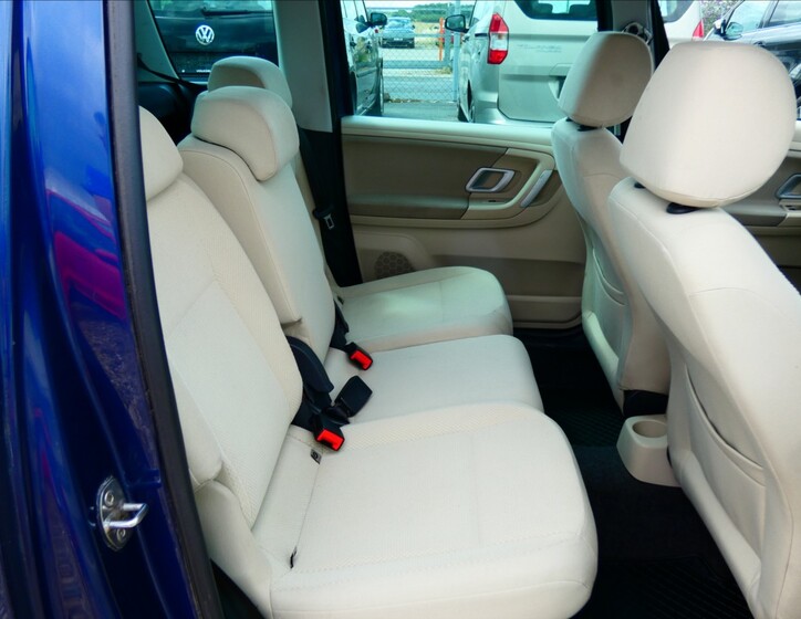 Škoda Roomster 12