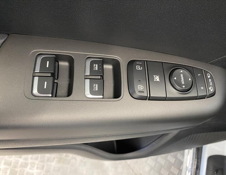 KIA Sportage 12