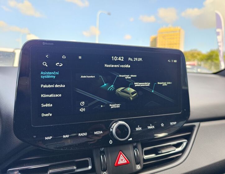 Hyundai i30 17
