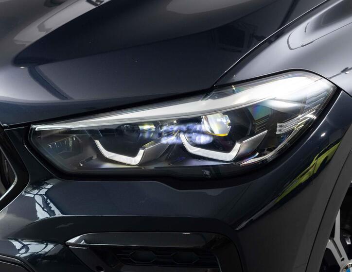 BMW X6 8
