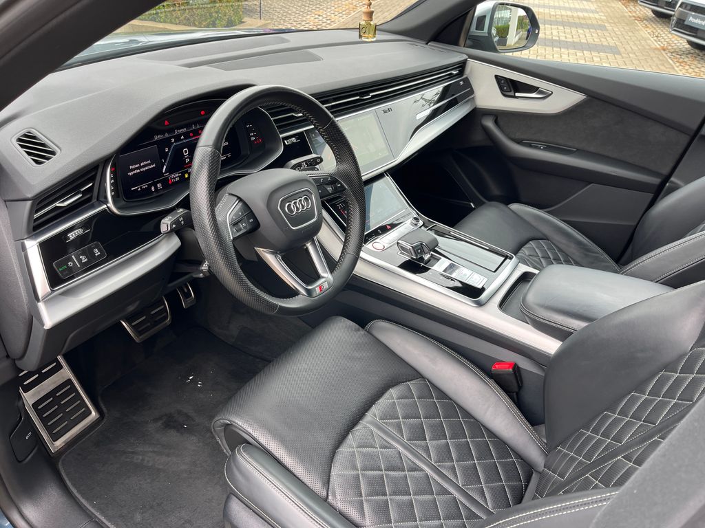 Audi SQ8