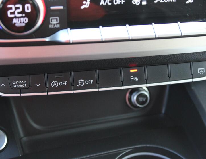 Audi A4 19