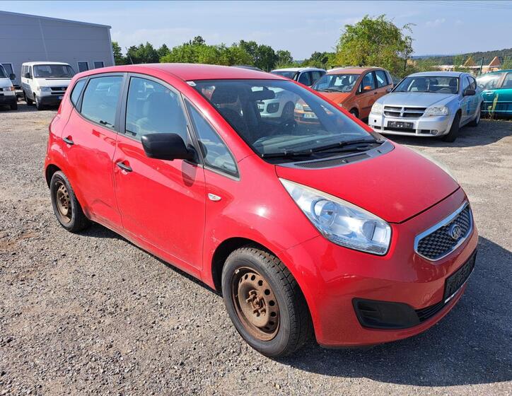 KIA Venga 13