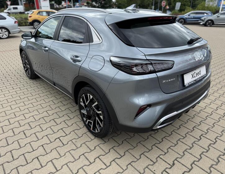 KIA XCeed 5