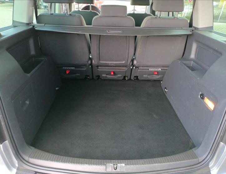 Volkswagen Touran 6