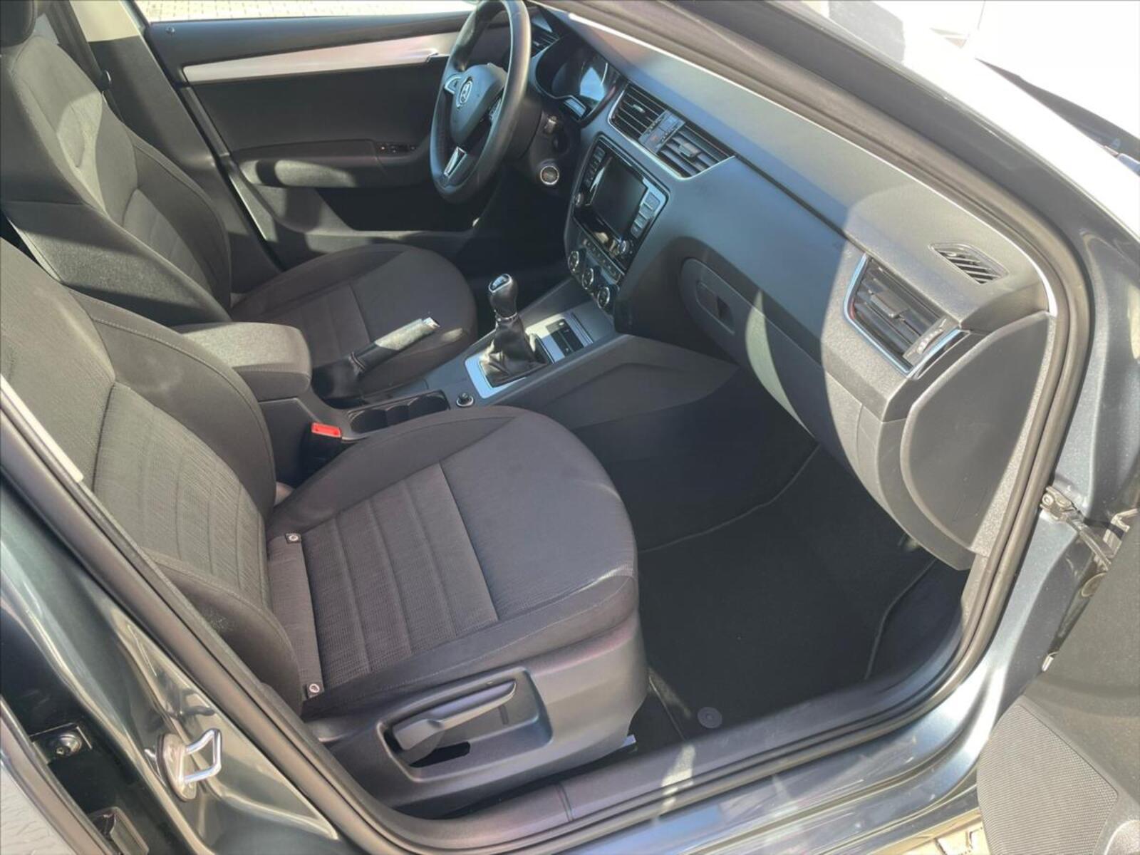 Škoda Octavia 6