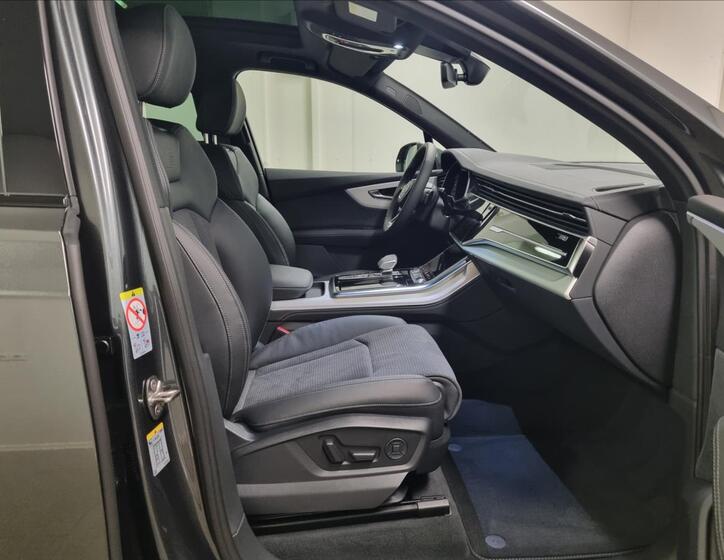 Audi Q7 19