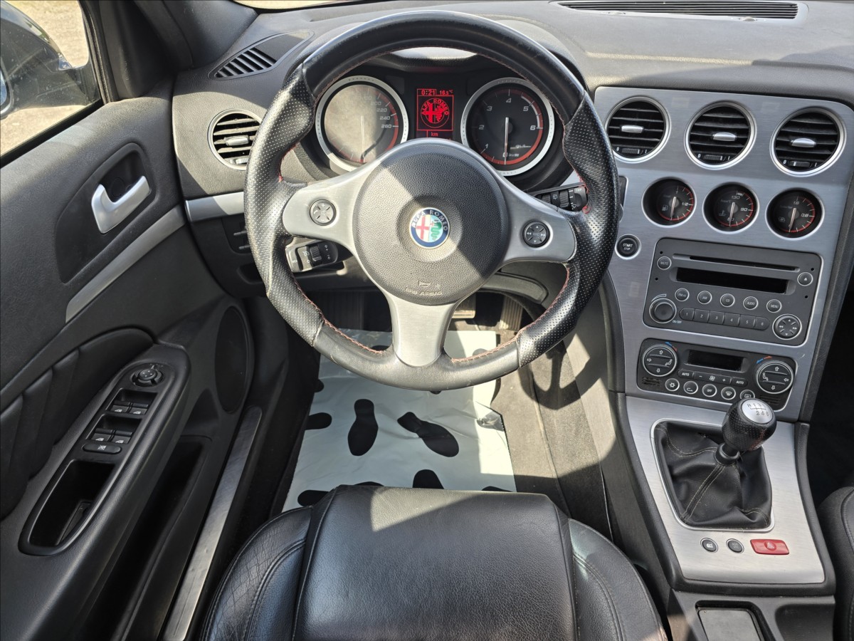 Alfa Romeo 159