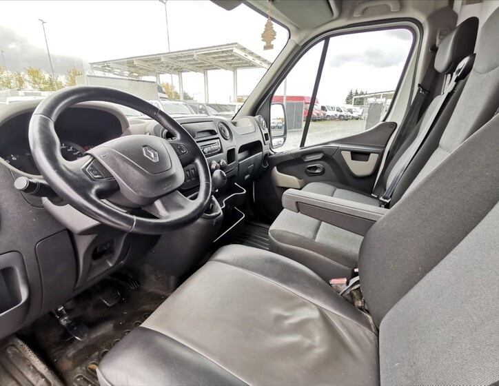 Renault Master 6