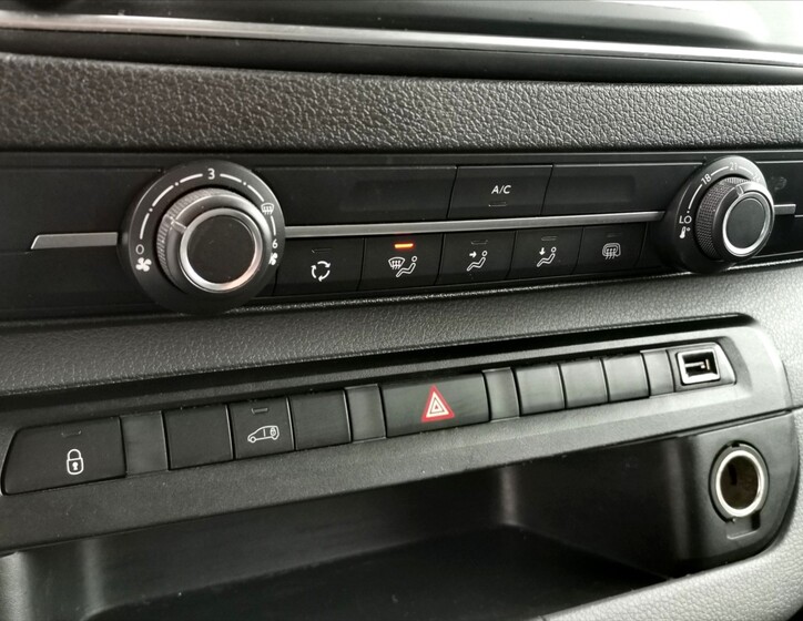 Opel Vivaro 12