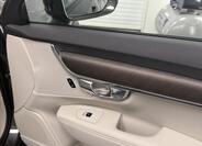 Volvo V90 31