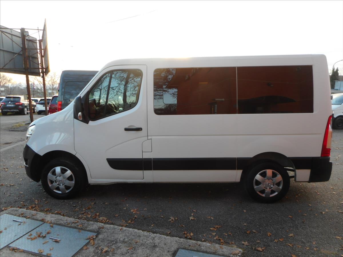 Nissan NV400
