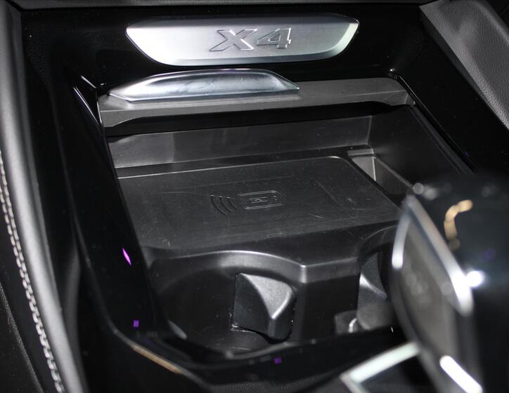 BMW X4 21