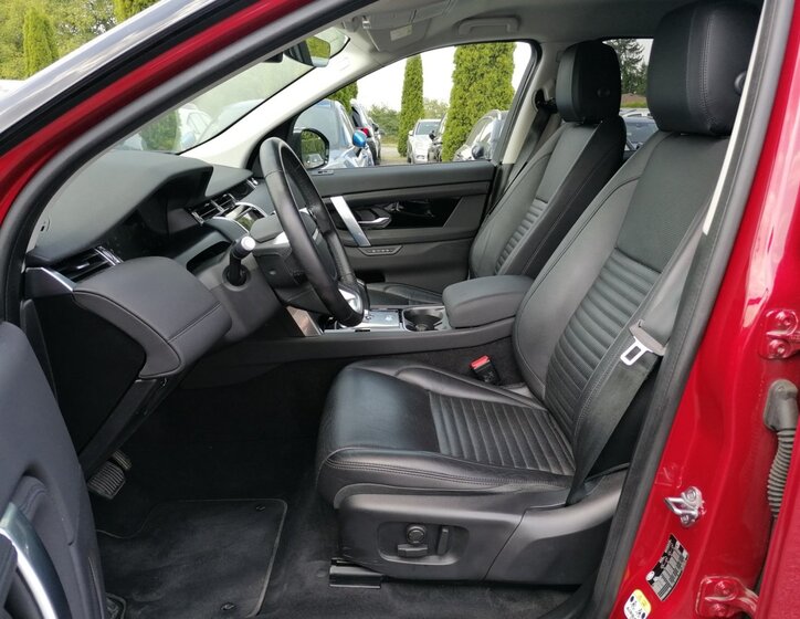 Land Rover Discovery Sport 11