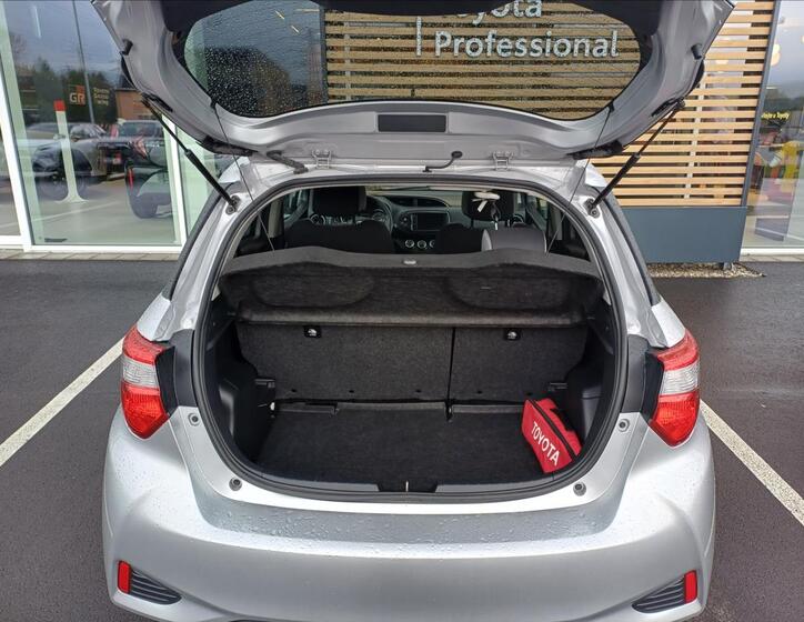 Toyota Yaris 14