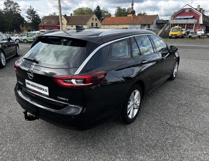 Opel Insignia 5