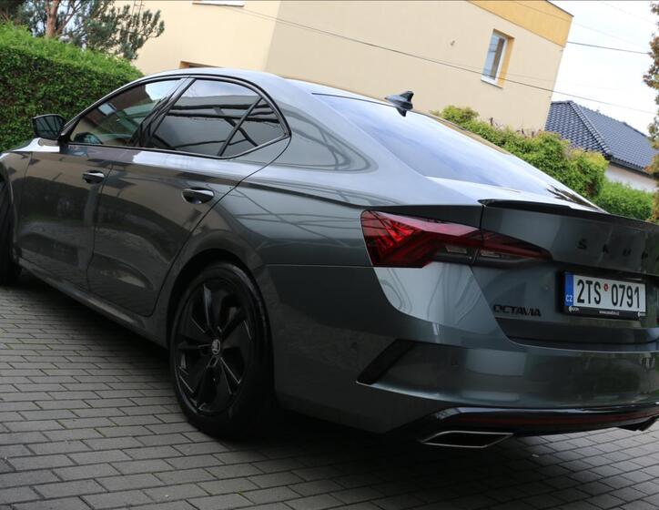 Škoda Octavia 14