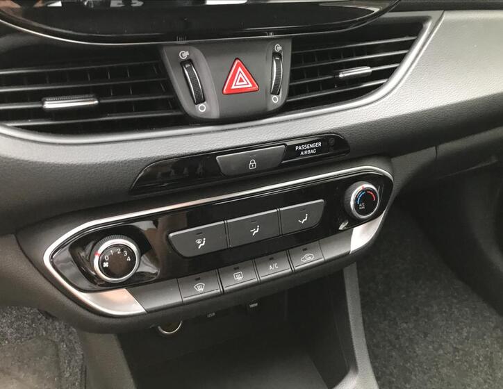 Hyundai i30 12