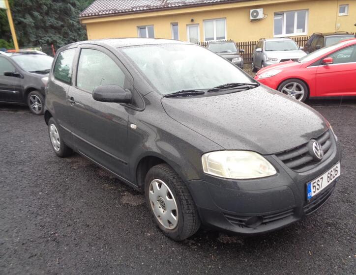 Volkswagen Fox 1