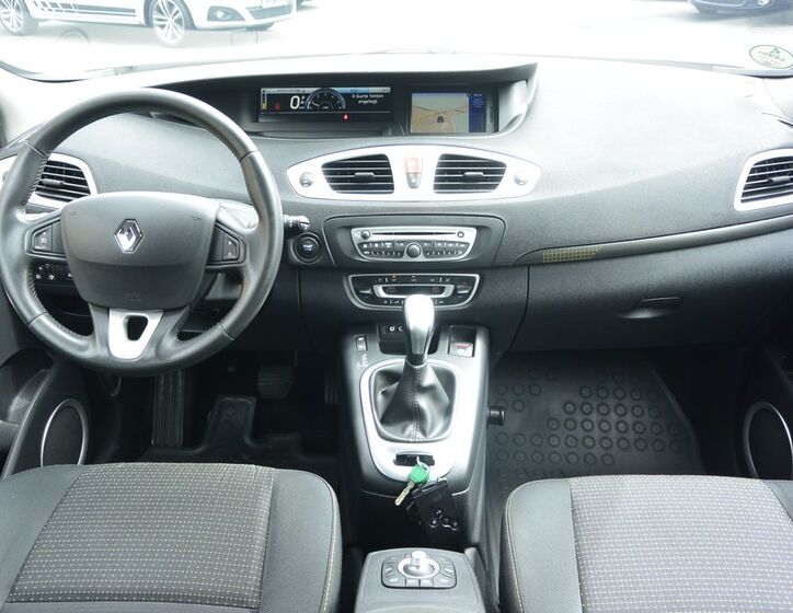 Renault Scénic 11