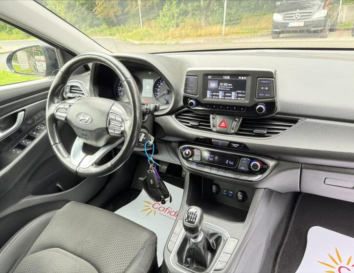 Hyundai i30 11