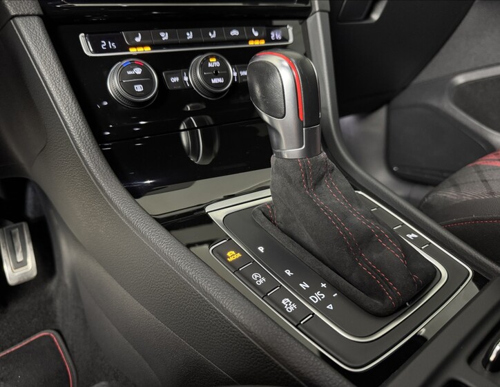 Volkswagen Golf 41