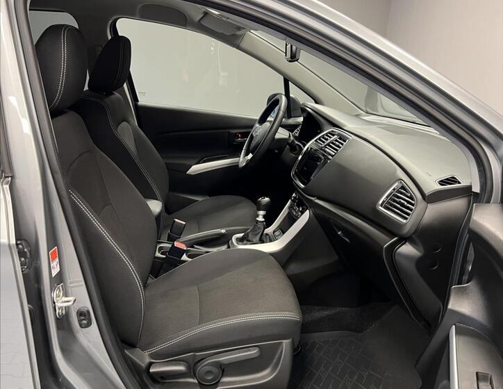 Suzuki SX4 7