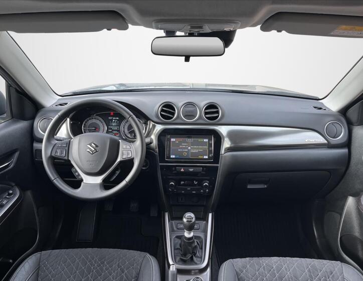 Suzuki Vitara 9