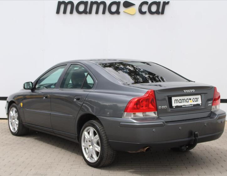 Volvo S60 5