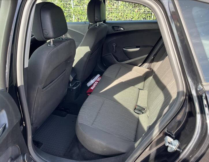 Opel Astra 12