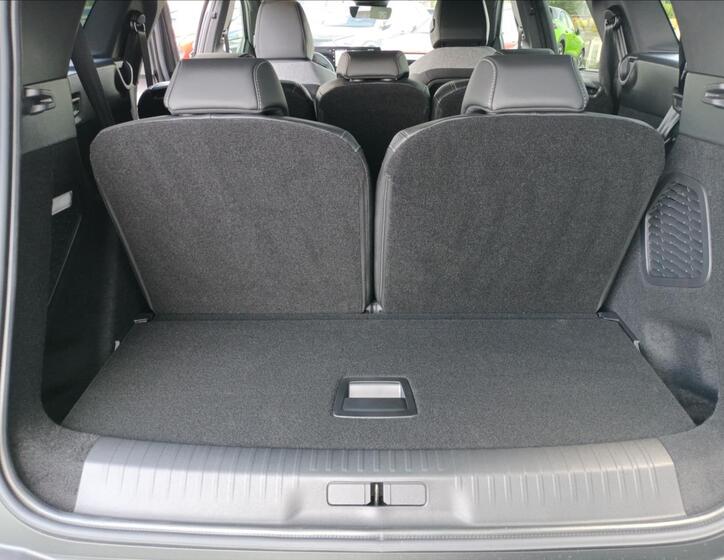 Peugeot 5008 23