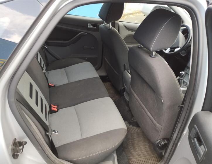 Ford Focus 9