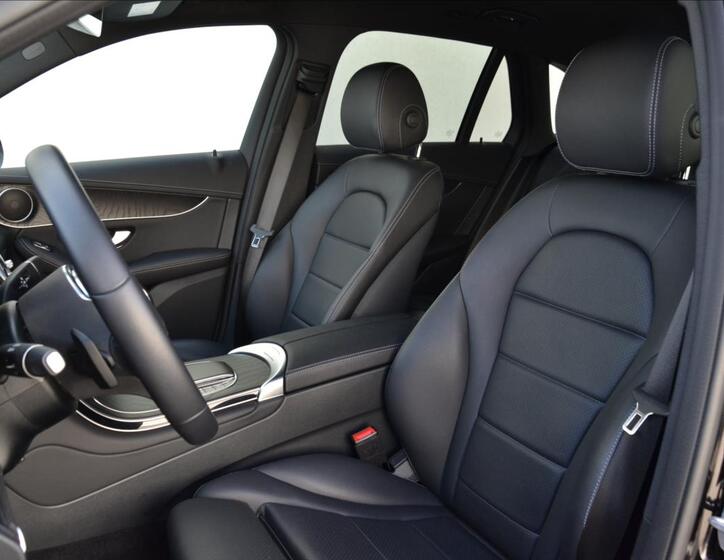 Mercedes-Benz GLC 12