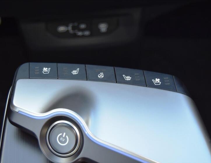 KIA EV6 12
