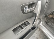 Nissan Qashqai 11