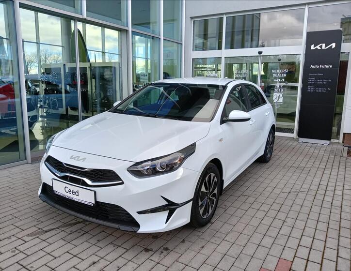 KIA Ceed 1