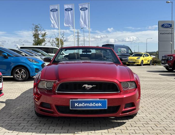 Ford Mustang 8