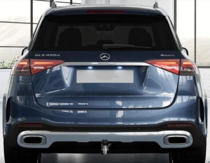Mercedes-Benz GLE 8